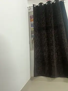 risu 00 online show from May 2026 05:32:01 PM