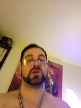 LargeLith online show from April 2026 09:43:02 PM