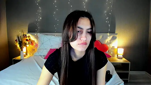 Snapshot of Adele_Lanea chatting on April 2026 12:46:02 AM Adele Lanea online show from April 2026 12:46:02 AM