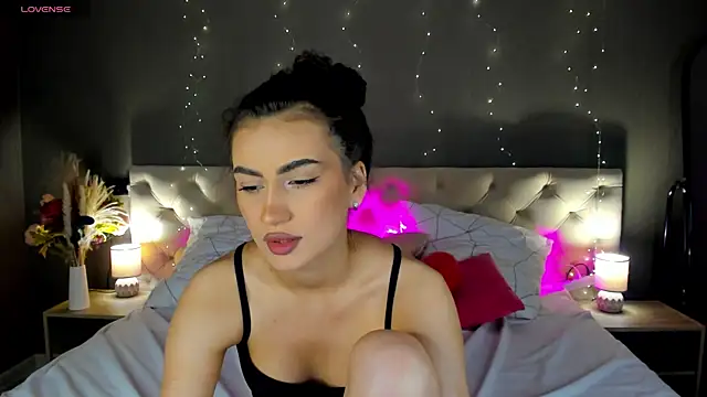 Snapshot of Adele_Lanea chatting on May 2026 12:40:01 AM Adele Lanea online show from May 2026 12:40:01 AM