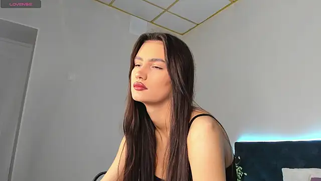 Snapshot of Adele_Lanea chatting on June 2026 01:04:02 AM Adele Lanea online show from June 2026 01:04:02 AM