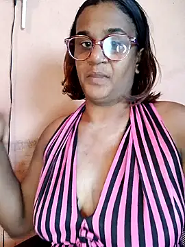 indianstrawberrylips4u online show from April 2026 07:56:02 AM