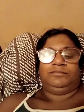indianstrawberrylips4u online show from May 2026 04:42:02 AM