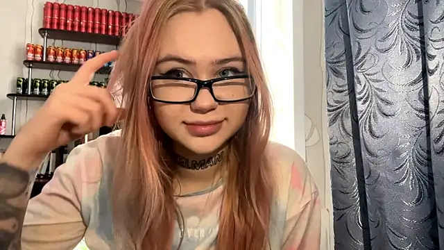 Snapshot of NeelyDalonzo chatting on February 2026 09:19:02 AM NeelyDalonzo online show from February 2026 09:19:02 AM