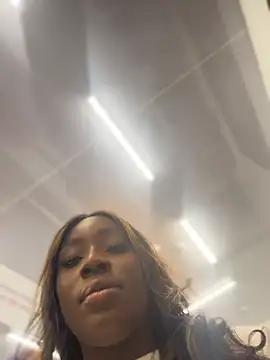 ZarahFerreira online show from July 2026 11:45:01 PM