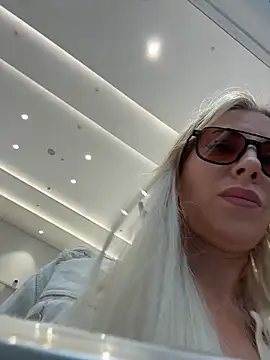 LisaMurr online show from May 2026 10:01:01 AM