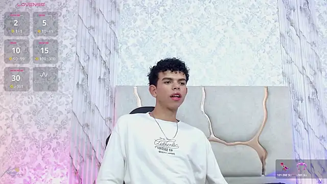 Snapshot of keahi_tay chatting on March 2026 07:30:01 PM keahi tay online show from March 2026 07:30:01 PM