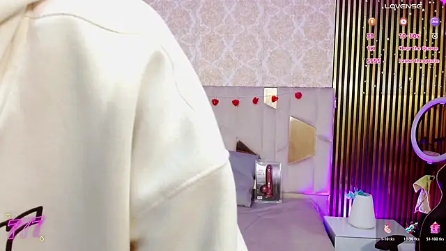 Snapshot of keahi_tay chatting on April 2026 11:37:01 AM keahi tay online show from April 2026 11:37:01 AM