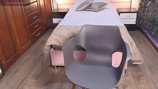 MoriahStorm online show from June 2026 01:06:02 PM