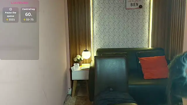 MoriahStorm online show from July 2026 12:54:02 PM