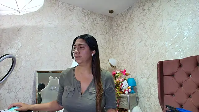 SelinaRussell online show from May 2026 01:58:01 AM