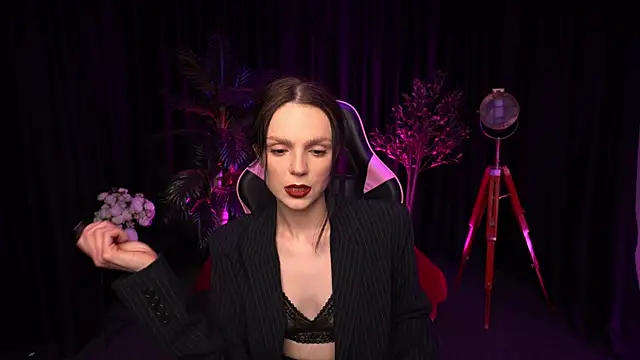 Wild Alice me online show from April 2026 03:23:01 PM