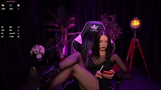 Wild Alice me online show from May 2026 03:33:02 PM