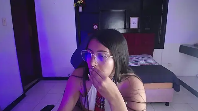 Snapshot of Sweett_liia_ chatting on April 2026 07:41:01 PM Sweett liia online show from April 2026 07:41:01 PM