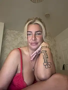 Gypsyrose x1 online show from February 2026 09:24:02 PM