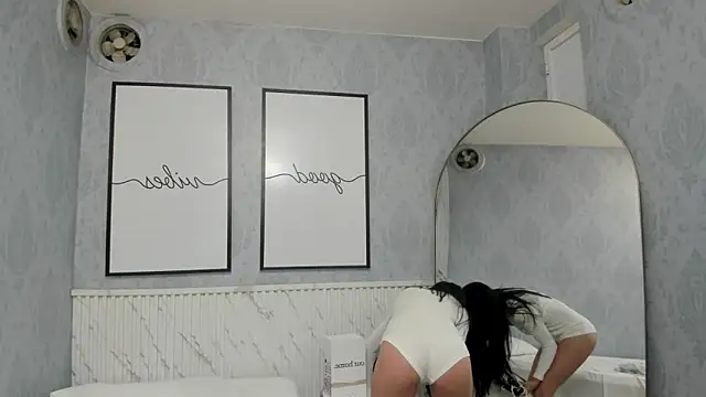 beautydoll18  online show from May 2026 10:11:02 AM