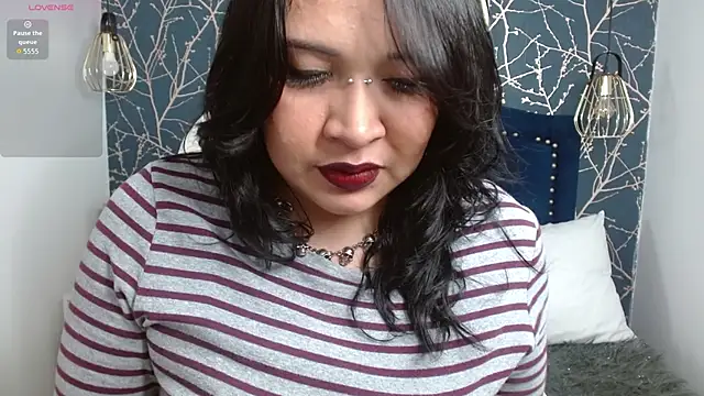 jackie tk online show from June 2026 12:21:02 PM