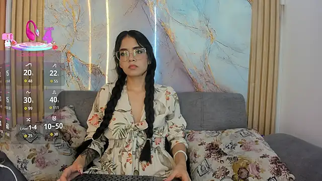 Carolina pm online show from April 2026 10:43:02 PM