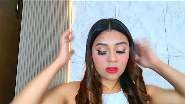 DulceQueen1 online show from February 2026 12:38:01 PM