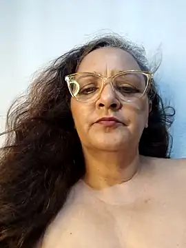 Snapshot of Noemipopi chatting on March 2026 02:15:01 AM Noemipopi online show from March 2026 02:15:01 AM