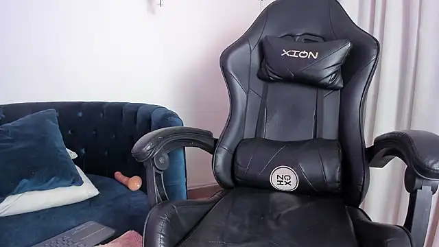 Esmeralda carrascal online show from March 2026 03:29:01 PM