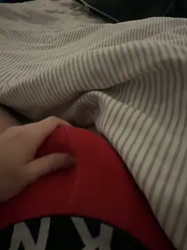 Snapshot of andyj212f chatting on March 2026 10:35:02 PM andyj212f online show from March 2026 10:35:02 PM