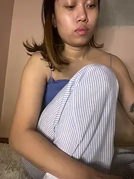 Snapshot of Thezassygirl chatting on February 2026 12:19:02 AM Thezassygirl online show from February 2026 12:19:02 AM