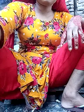 Snapshot of BreezySexyGirl69 chatting on April 2026 05:51:02 AM BreezySexyGirl69 online show from April 2026 05:51:02 AM