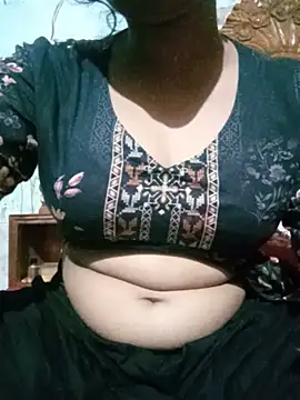 Snapshot of BreezySexyGirl69 chatting on June 2026 12:04:02 PM BreezySexyGirl69 online show from June 2026 12:04:02 PM
