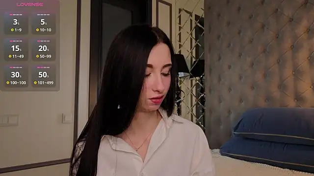 MiguelinaRasmuson online show from May 2026 11:04:02 AM