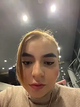 Laurap1 online show from March 2026 07:46:02 AM