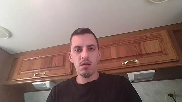 luverrboyy online show from July 2026 01:17:01 PM