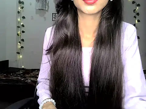 SIKSHA SINGH online show from July 2026 06:00:01 PM