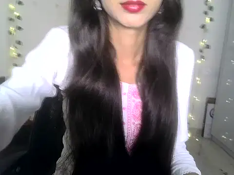 SIKSHA SINGH online show from July 2026 05:26:02 AM