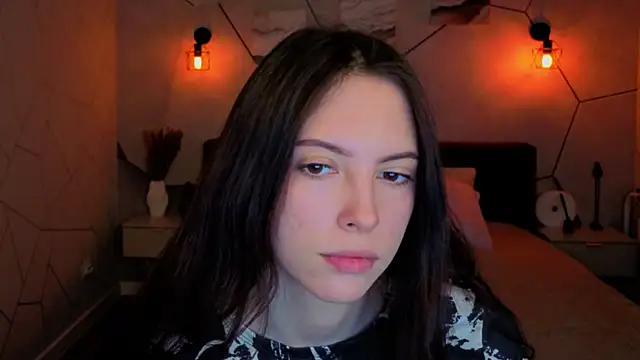 elise robbie online show from March 2026 01:09:01 AM