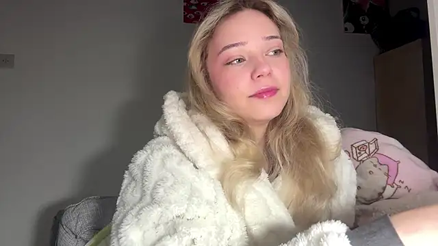 Snapshot of SourMidday chatting on February 2026 05:19:02 AM SourMidday online show from February 2026 05:19:02 AM