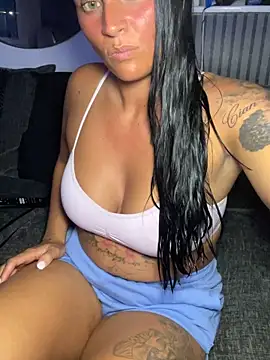 Destinylovex online show from May 2026 08:25:02 PM