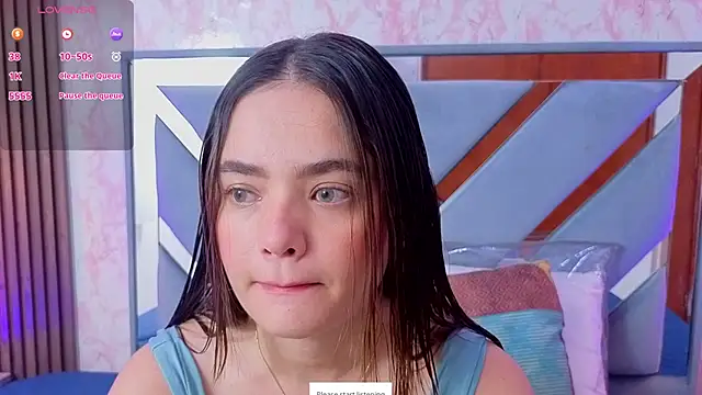 LittleeSara18 online show from May 2026 11:06:01 AM