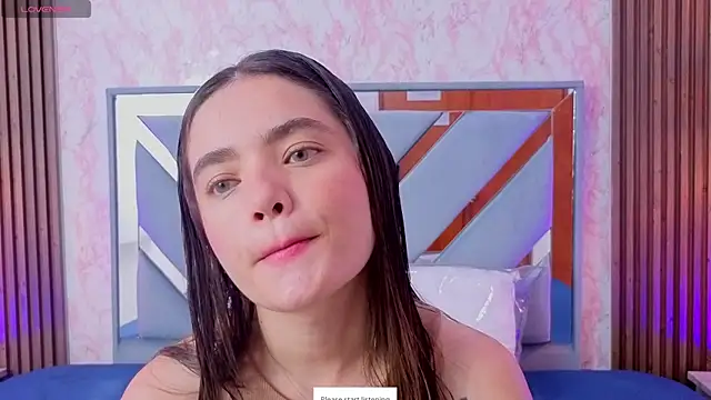 LittleeSara18 online show from May 2026 11:20:01 AM
