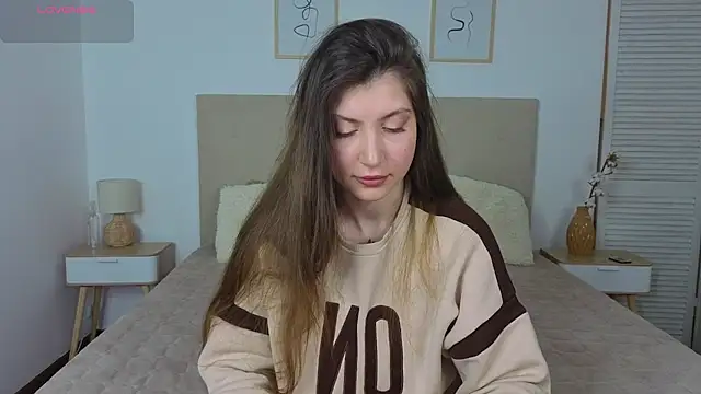 Snapshot of Keiras_world chatting on February 2026 07:07:02 AM Keiras world online show from February 2026 07:07:02 AM