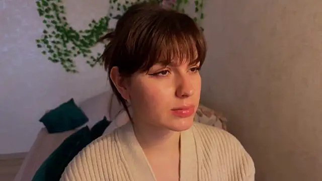 Snapshot of rinamandarina chatting on May 2026 04:28:01 PM rinamandarina online show from May 2026 04:28:01 PM