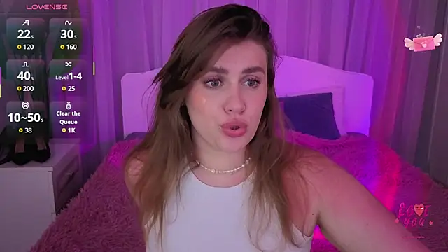 Milana Monroe online show from June 2026 06:45:01 PM
