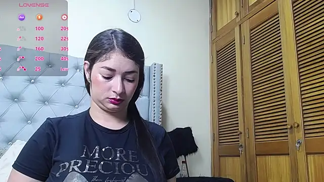 skarlett  36 online show from May 2026 12:34:02 PM