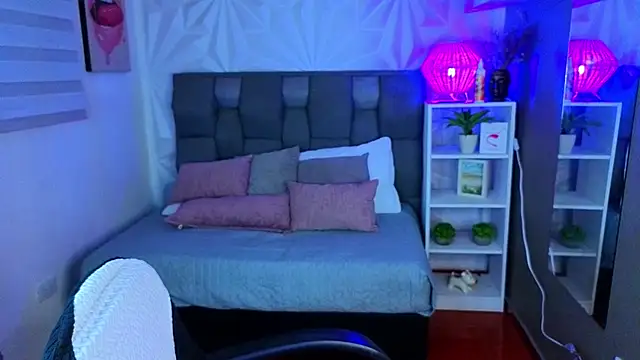 SophyAdams online show from June 2026 04:26:02 AM