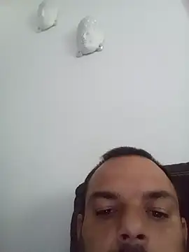 morenitoymorena online show from May 2026 08:20:01 AM