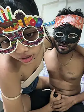 Snapshot of sizzler_hotz chatting on February 2026 10:41:02 PM sizzler hotz online show from February 2026 10:41:02 PM