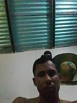 blackhot22c online show from May 2026 07:52:02 PM