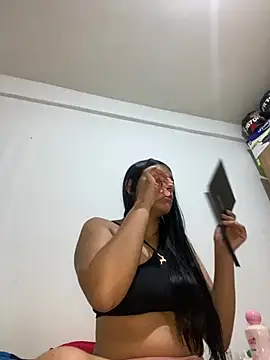 Snapshot of Alara_Key chatting on February 2026 04:27:02 PM Alara Key online show from February 2026 04:27:02 PM