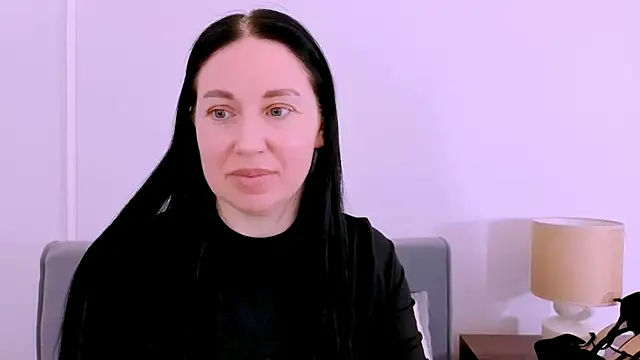 MiaFair online show from April 2026 03:28:02 PM