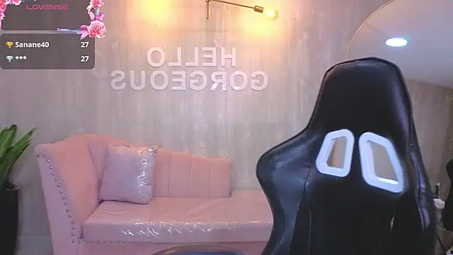 Kylia a online show from June 2026 01:04:02 AM